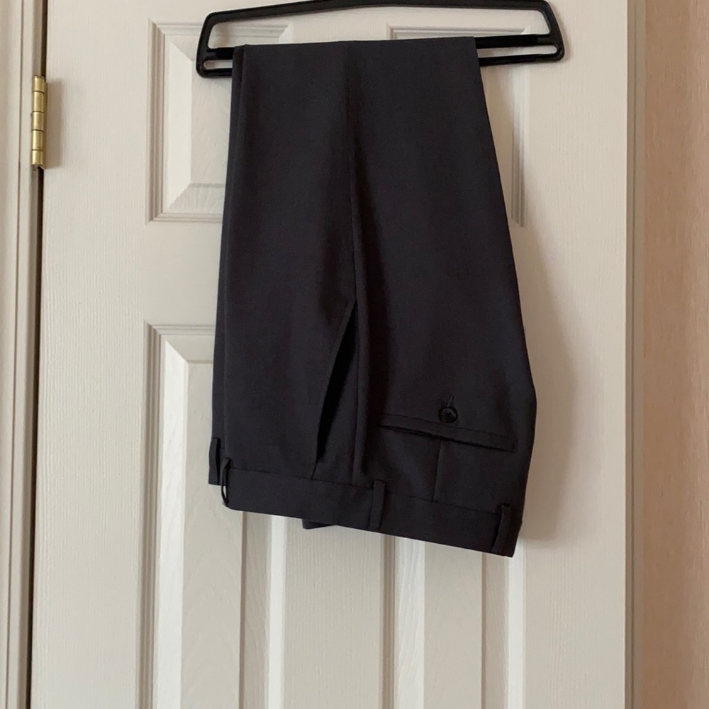 Reaction Kenneth Cole gray pants size 30w/32l